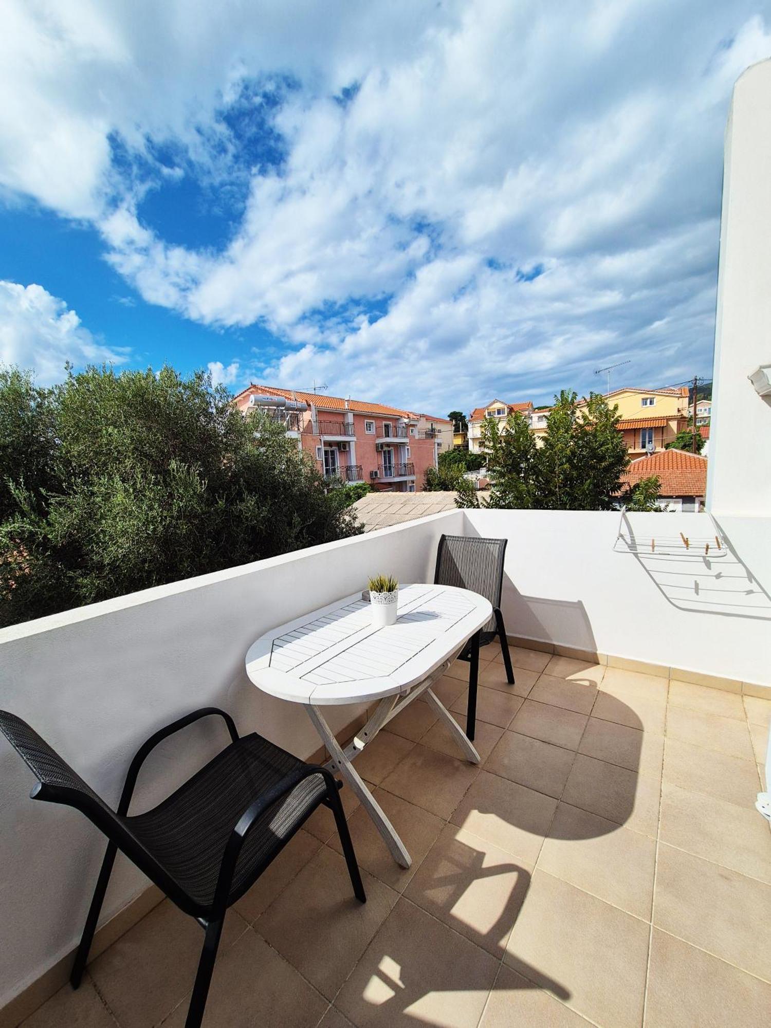 Natalie'S Hotel Skala  Экстерьер фото