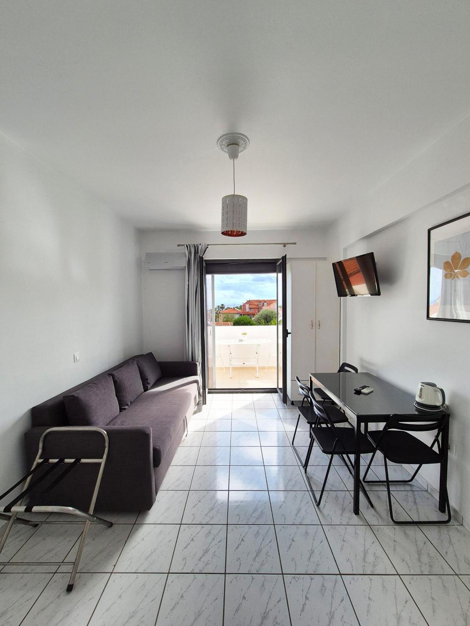 Natalie'S Hotel Skala  Экстерьер фото